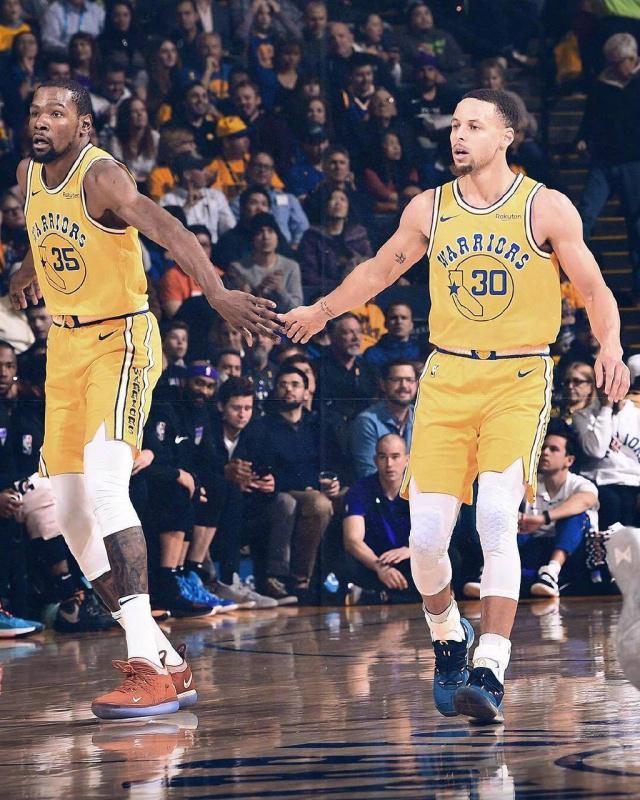 前锋线的魔 前锋线的魔